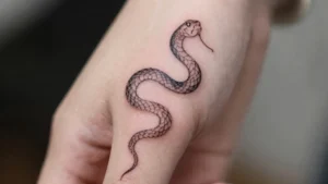 15 Stunning Finger Tattoos Snake Ideas to Embrace Your Inner Beauty